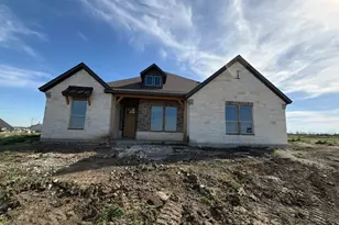 930 Co Rd 200, Valley View, TX 76272 - Photo 1