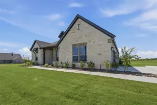 930 Co Rd 200, Valley View, TX 76272 - Photo 4