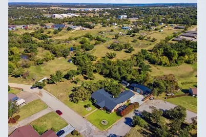 116 Cromeans Street, Jacksboro, TX 76458 - Photo 32