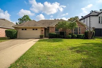 208 Loma Alta Drive, Mesquite, TX 75150 - Photo 1