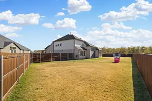 801 Copperleaf Dr, Justin, TX 76247 - Photo 36