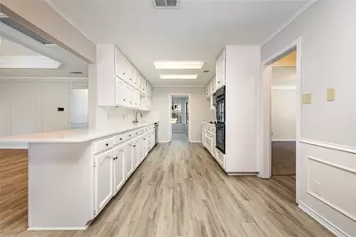 7401 Windcrest Court N, North Richland Hills, TX 76182 - Photo 14