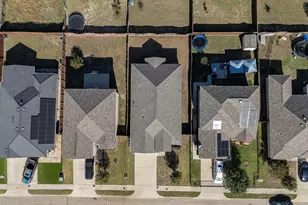 14247 Greenhaw Ln, Dallas, TX 75253 - Photo 32