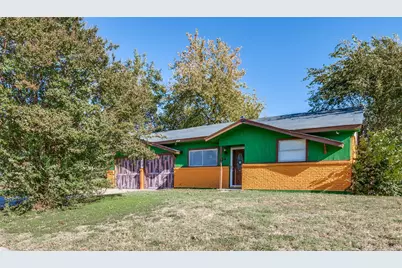 409 Roberts Circle, Arlington, TX 76010 - Photo 2