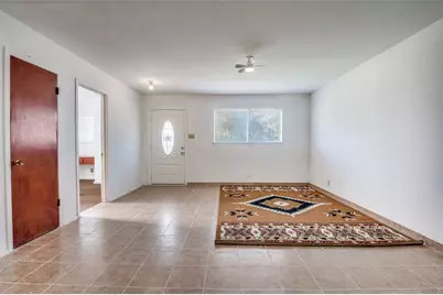 409 Roberts Circle, Arlington, TX 76010 - Photo 6