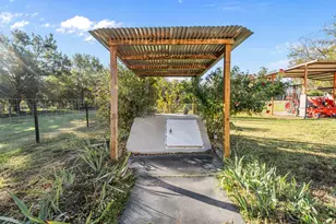 205 College St, Chico, TX 76431 - Photo 22