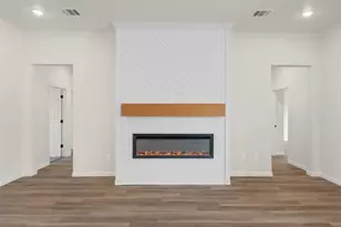 920 Gallant Fox Rd, Hewitt, TX 76643 - Photo 8