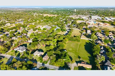 6800 Hewitt, North Richland Hills, TX 76182 - Photo 8