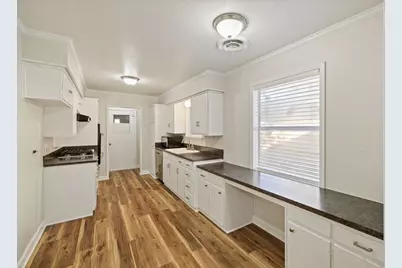 2510 Nottingham Drive, Denton, TX 76209 - Photo 14