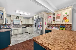 203 Red River Dr, Whitesboro, TX 76273 - Photo 12