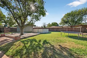 203 Red River Dr, Whitesboro, TX 76273 - Photo 28