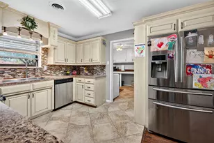 203 Red River Dr, Whitesboro, TX 76273 - Photo 14