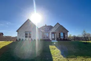 513 Lantana Dr, Weatherford, TX 76085 - Photo 1