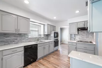 409 Doral Place, Garland, TX 75043 - Photo 14