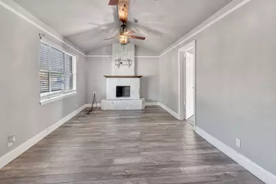 3510 Reeves Street, North Richland Hills, TX 76117 - Photo 4