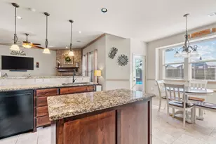 1667 Fraser Dr, Burleson, TX 76028 - Photo 12