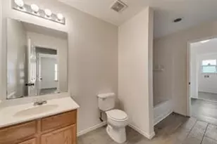 3012 Southern Hills Ln, Mesquite, TX 75181 - Photo 8