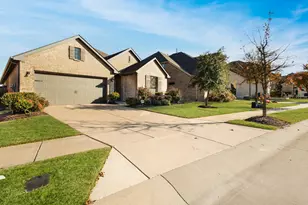 2020 Overton Park Dr, Prosper, TX 75078 - Photo 2