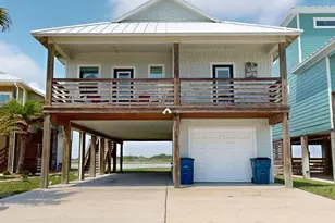 432 Paradise Pointe Dr, Port Aransas, TX 78373 - Photo 2