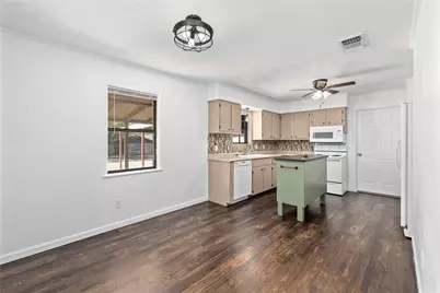 4302 Brookdale Drive, Brownwood, TX 76801 - Photo 6