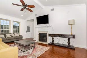 2725 Phillips Dr, Garland, TX 75044 - Photo 6