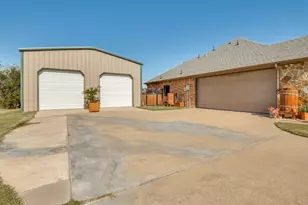 6021 Deerfield Ln, Midlothian, TX 76065 - Photo 2