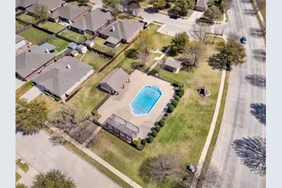 556 Griffith Drive, Saginaw, TX 76179 - Photo 30