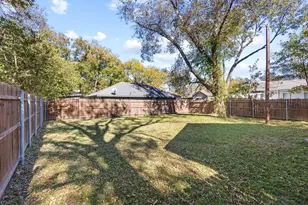 113 E Cummings St, Gainesville, TX 76240 - Photo 22