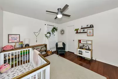 2425 Northgate Drive W, Irving, TX 75062 - Photo 14