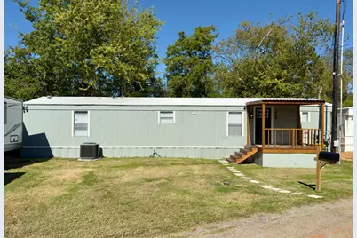 309 W Bryant Street, Elm Mott, TX 76640 - Photo 2