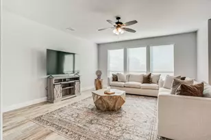 1212 Porter Ln, McKinney, TX 75071 - Photo 6