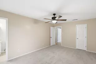 425 Ridgecrest Dr, Saginaw, TX 76179 - Photo 16