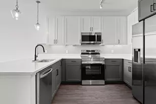 1100 N Zang Blvd, Dallas, TX 75203 - Photo 8