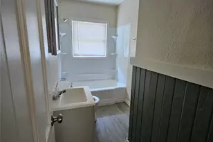 322 N Lakeview Dr, Lacy Lakeview, TX 76705 - Photo 16