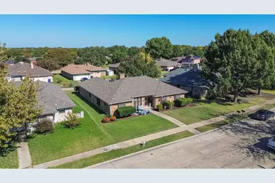 217 Faircrest Drive, Garland, TX 75040 - Photo 2