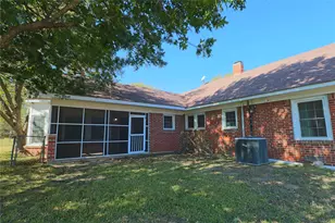 1825 Fm 27 W, Wortham, TX 76693 - Photo 30