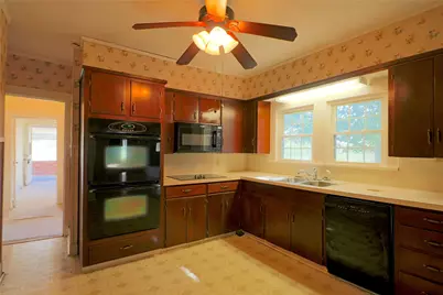 1825 Fm 27 W, Wortham, TX 76693 - Photo 10