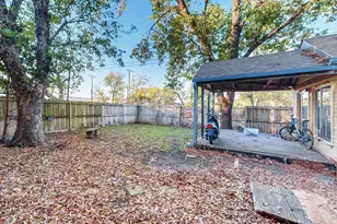 225 N 9th St, Garland, TX 75040 - Photo 28