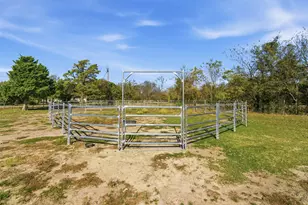 1906 Lillian Ave, Glenn Heights, TX 75154 - Photo 40