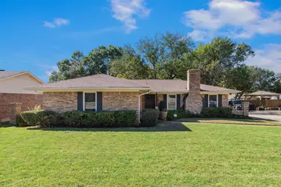 9073 Hillside Drive, Frisco, TX 75033 - Photo 1