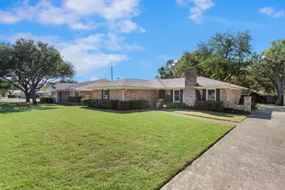 9073 Hillside Drive, Frisco, TX 75033 - Photo 2