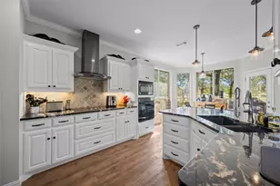 519 Runaway Bay Dr, Runaway Bay, TX 76426 - Photo 18