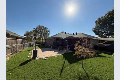 2711 Lucile Herrin, Dallas, TX 75227 - Photo 10