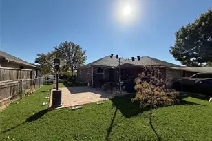 2711 Lucile Herrin, Dallas, TX 75227 - Photo 10