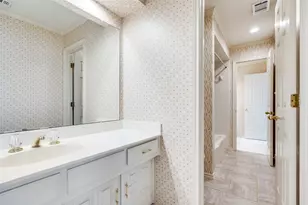 5925 Still Forest Dr, Dallas, TX 75252 - Photo 22