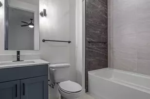 1100 N Zang Blvd, Dallas, TX 75203 - Photo 10