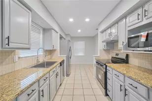 9227 Pinewood Dr, Dallas, TX 75243 - Photo 12