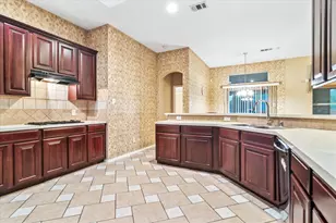 621 Candle Meadow Blvd, DeSoto, TX 75115 - Photo 10