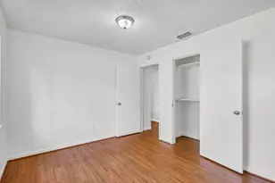 815 N Bledsoe St, Gilmer, TX 75644 - Photo 16