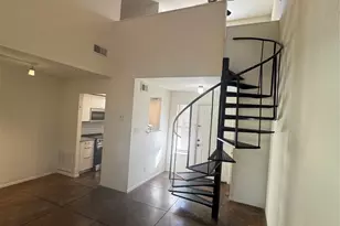 806 W Sycamore, Denton, TX 76201 - Photo 2